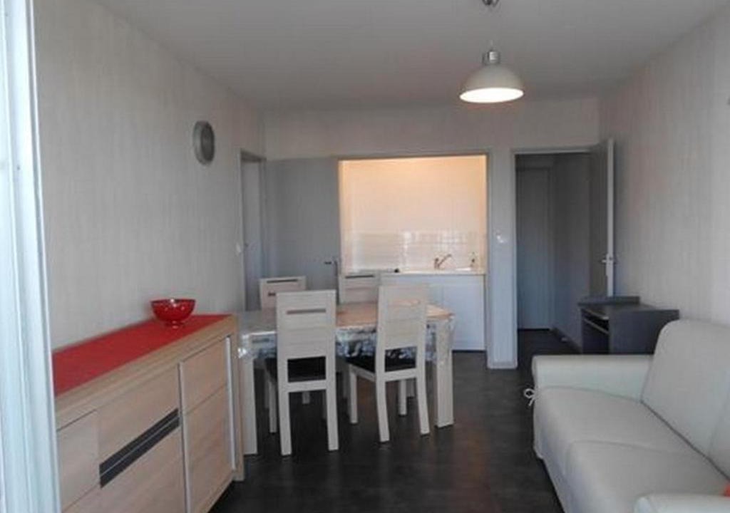 Saint-Gilles-Croix-de-Vie Apartment | Appartement Saint-Gilles-Croix-de-Vie, 2 pièces, 4 personnes - FR-1-324-464
