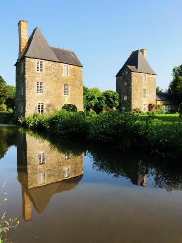 Planquery Bed & Breakfast | Château Normandy - Viking Heritage, Pet Friedly