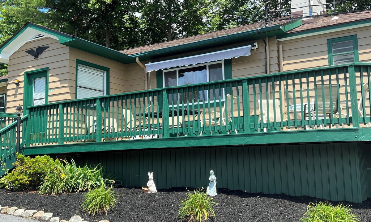 Diamond Point House | Delightful 4-bedroom home with AC on Lake George in Diamond Point, NY
