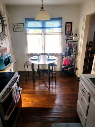 Lower Avenues Apartment | Historic Avenues Across From Hospital- Ethernet, Free Parking, Coffee Bar & Lots of Games