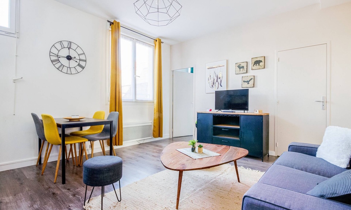 Talensac-Pont Morand Apartment | Les Halles Nantaises - marché de Talensac