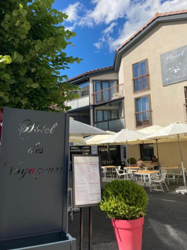 Le Malzieu-Ville Hotel | Logis Hotel Restaurant des Voyageurs