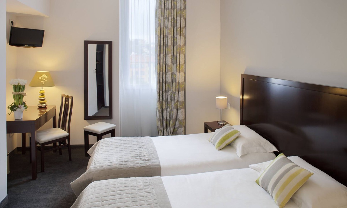 Riquier Hotel | Relais Acropolis