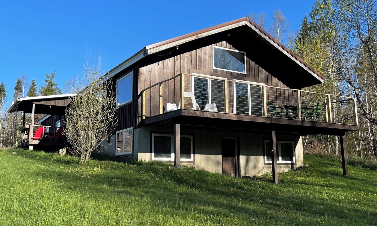 Goshen Cabin | Scenic Green Mountain Cabin Retreat near Hiking, Skiing, and Recreation Trails