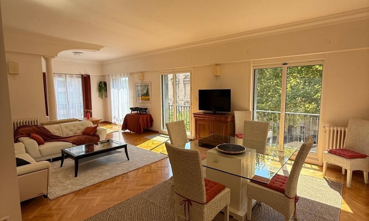 Hotel-de-Ville Apartment | Very spacious apartment in the Vieux-Port of Marseille 105m2 of great comfort