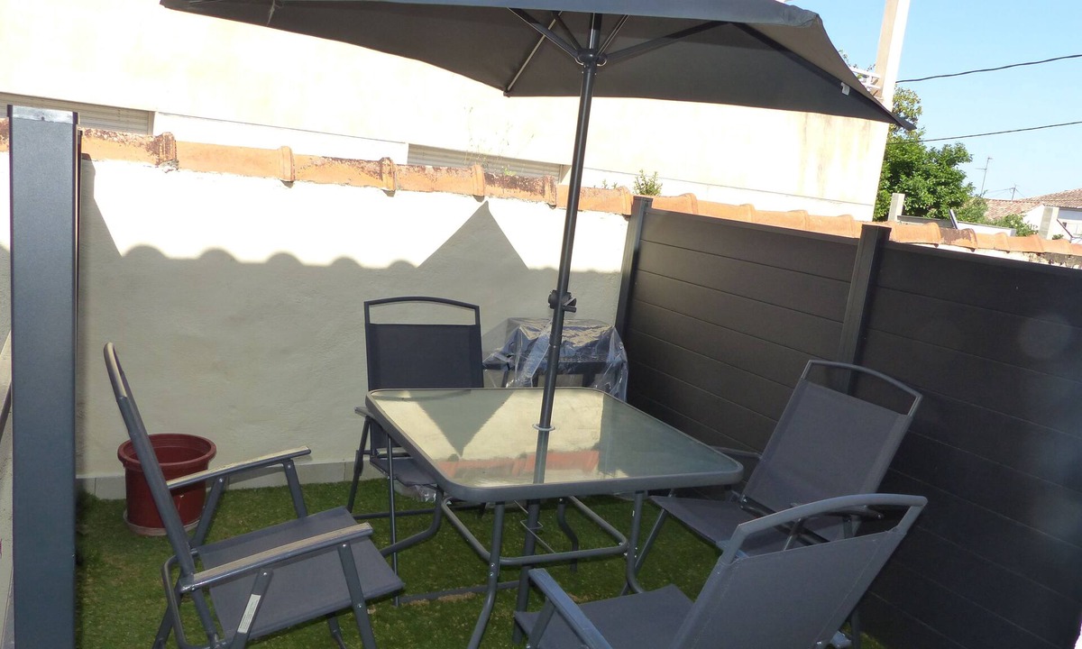 Route d'Arles Apartment | Villa Mariale a stone's throw from the city center