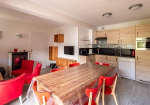 150m from resort center, 5th floor, swimming pool, sauna, balcony, ski locker, 73m², Les Orres