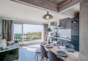 Apartment Les Eaux Vives 1 & 2-2 by Interhome