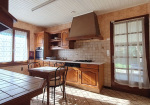 Comfortable, spacious house for 6 people, pets on request