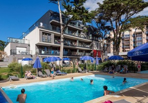 Comfortable studio with a balcony or terrace near the beach
