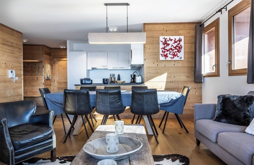 Les Eucherts Apartment | 110m² apartment, full services 4 *, 3 bedrooms, 3 bathrooms/d, south balcony and 2 parking spaces