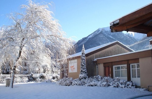 Aulus-les-Bains Apartment | 1st floor, view forest, fitness, swimming pool, parking, tv, 34m², Guzet