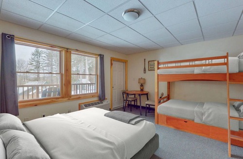 Schroon Lake Hotel | 4 Units | Lakefront Resort | Indoor Pool & Game Room | 0.5mi to Public Beach
