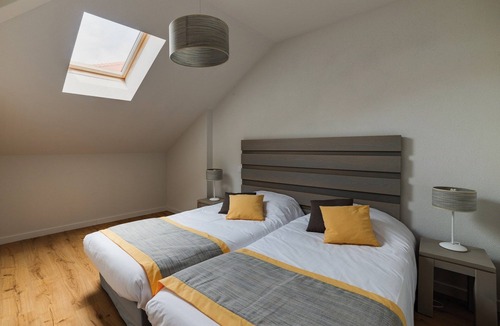 Biscarrosse Plage Hotel | Accès Sauna + École de Surf Sur-Place