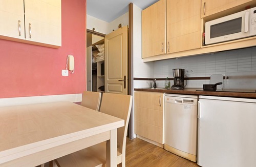 Cap Esterel Apartment | Apartment 'Cap Esterel St Raphaël' with Sea View, Shared Pool and Private Terrace