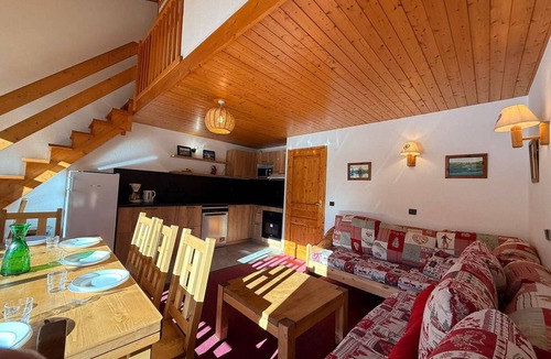 Meribel-Mottaret Apartment | Apartment in Méribel Mottaret with ski-in/ski-out access, balcony, and mezzanine