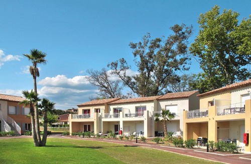 Les Restanques Apartment | Apartment Les Perles de Saint Tropez - POG161