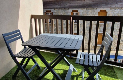 Font-Romeu-Odeillo-Via Apartment | Apt Cosy 4 Pers Centre Ville Dans Résidence Avec Ascenseur, Parking Offert