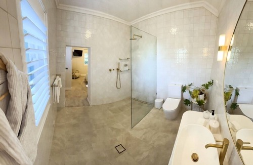 Kelso Bed & Breakfast | Bathurst River House B & B Room 1