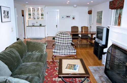 Bread Loaf Apartment | Beautiful 1 BDRM Overlooking Bread Loaf Campus