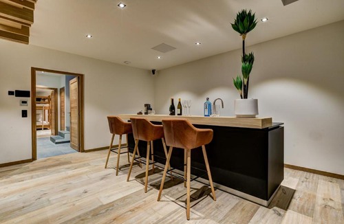 Les Tines Ski Chalet | Black Pearl Chalet 5*