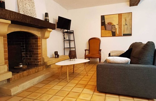 Petit-Palais-et-Cornemps Apartment | Cap Saint-emilion - Appartement T3 Avec Cheminée