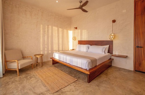 Brisas de Zicatela Hotel | Casa Los Dichos