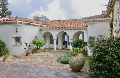 Agay Villa | Charming 50s waterfront villa exclusive sea access terrace garden