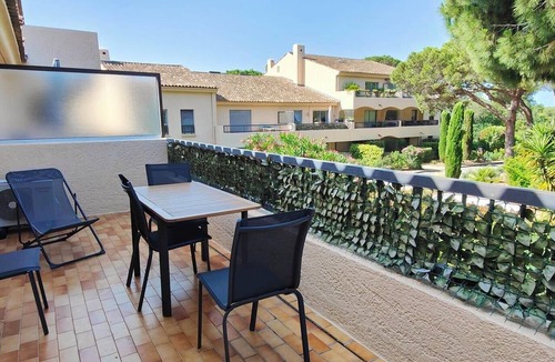 Valescure Apartment | Charming accommodation with pleasant terrace