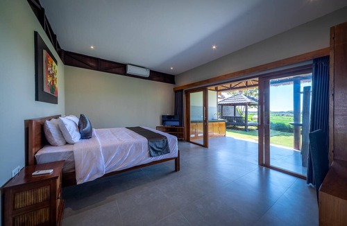 Kalisada Villa | Charming villa in gorgeous Buleleng ricefield and mountain view