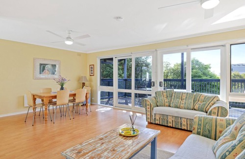 Ventnor House | Dog Friendly Beach Haven