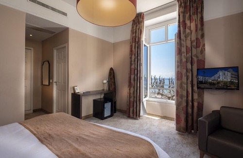 Saint-Raphael Hotel | Excelsior