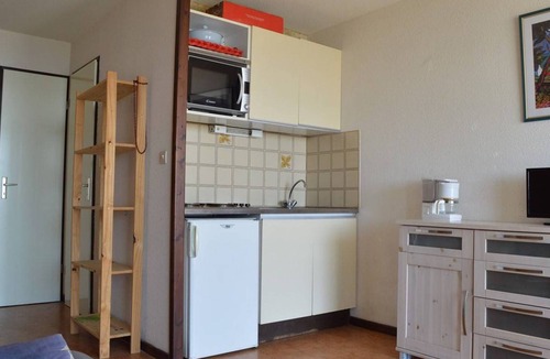 Saint-Pierre-la-Mer Apartment | Family apt with pool, parking 700m from beach
