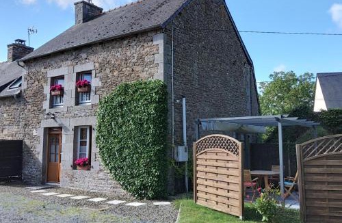 Saint-Pierre-de-Plesguen House | Gite Les Renardières situé en Bretagne Romantique proche Dinan,Combourg, St-Malo