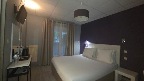Saint-Paul-de-Fenouillet Hotel | Hôtel Restaurant Mas Le Châtelet