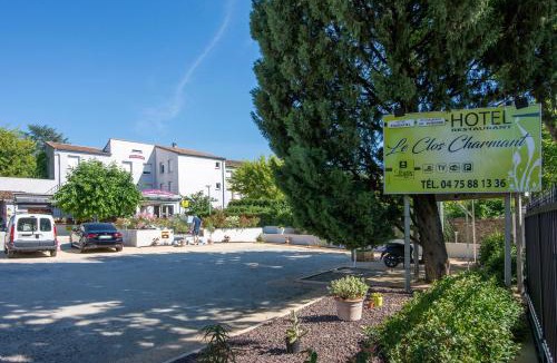 Vallon-Pont-d'Arc Hotel | Hôtel Restaurant Le Clos Charmant