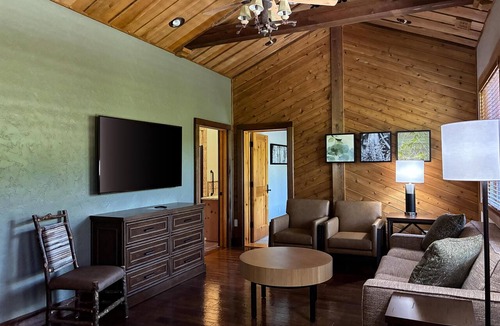 Shell Knob Hotel | Hilton Grand Vacations Club Stonewater Cove Shell Knob
