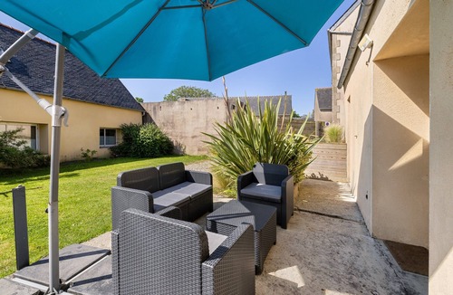 Telgruc-sur-Mer House | Holiday Home 'Gîte Aber 3km Plages' with Private Terrace, Garden & Wi-Fi