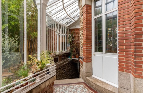 Rennes-Bellamy Ski Chalet | Incredible house in the heart of Nantes