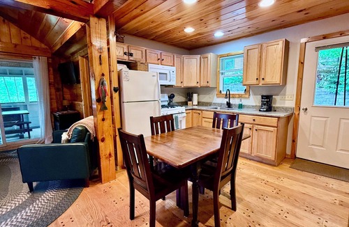 Paradox Cabin | Lakefront ADK Cabin on Paradox Lake - Close to Hiking!
