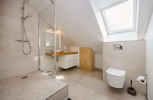 Bruz Apartment | Le Cosy Comble - 10 min Campus Kerlann