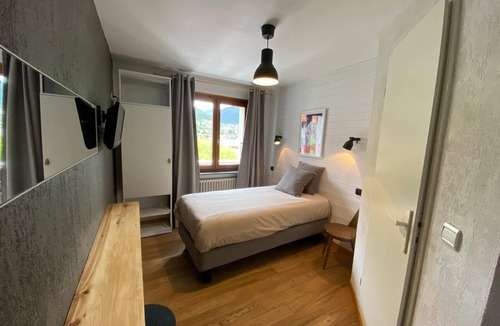 Chatel Hotel | Le Roitelet
