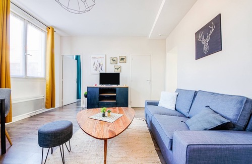 Talensac-Pont Morand Apartment | Les Halles Nantaises - marché de Talensac
