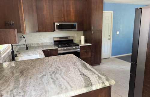 Skyway House | Lovely 3-bedroom house in Colorado Springs. Close to MANY attractions!