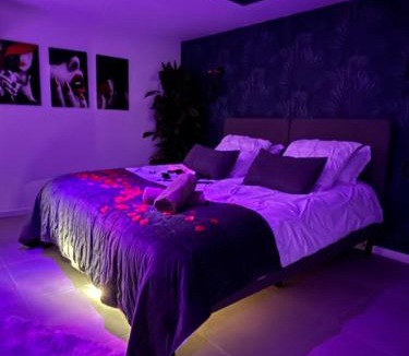 Sanary-sur-Mer Hotel | LoveRoom & Spa - Sanary sur mer - Le Nid Secret