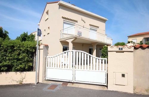 Portiragnes-Plage Apartment | Nice flat for 2- 4 people, only at 80m from the sea of Portiragnes plage