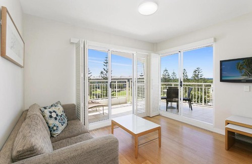 Kingscliff Apartment | Oceanview Apartment in Salt Beach Resort by uHoliday - 2BR, 1BR and Hotel Room configurations available