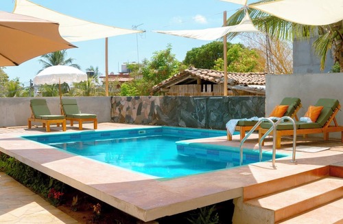 Brisas de Zicatela Apartment | Private loft -Pool- Walk Everywhere La Punta-Kitchen & Wi-Fi-Free Breakfast