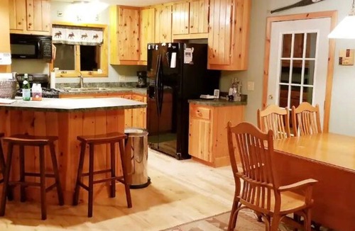 Olmstedville House | QUIET!-Central Adirondacks-60 Acre Hidden Gem, Near Schroon Lake, 15 min off I87