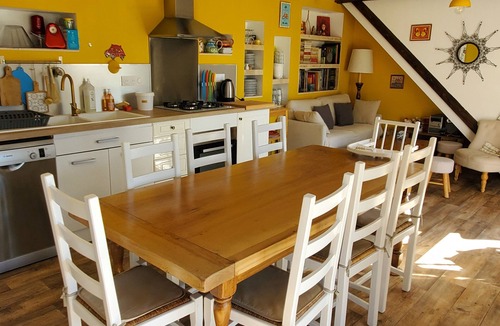 Saint-Felicien House | Saint Joseph gîte, isolated but within walking distance of all amenities!